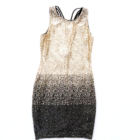 VENUS Dresses & Skirts - Venus Women's Sequin Fitted Gold Black Dress 10